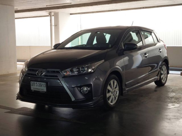 รถ Toyota Yaris 1.2 G สี เทา