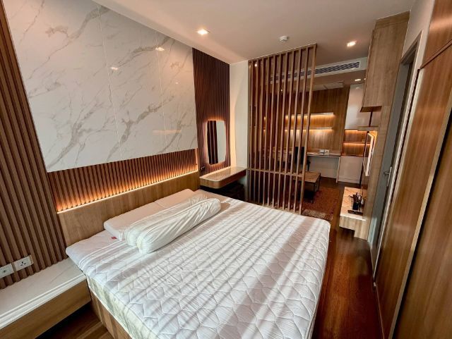 ให้เช่าคอนโดหรู ใจกลางอนุสาวรีย์ชัยฯ
Ideo Q Victory