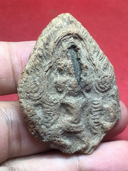 พระนารายณ์ปางปาฏิหาริย์เนื้อดิน รูปที่ 2