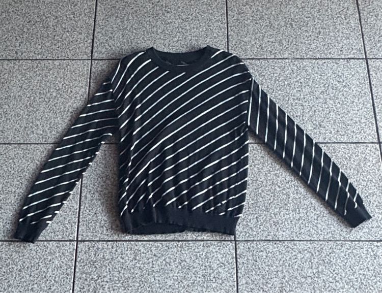 เสื้อแขนยาว 