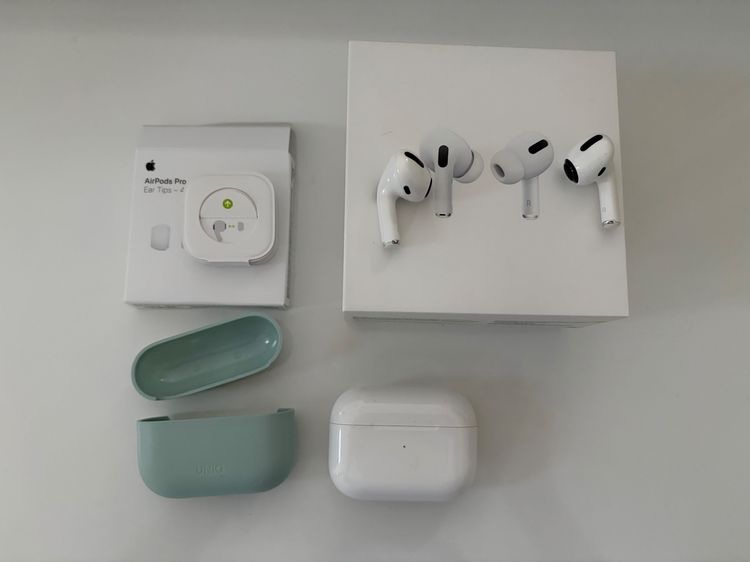 Apple ขาย AirPods Pro มือสอง สภาพดีมาก พร้อมเคส และกล่อง
