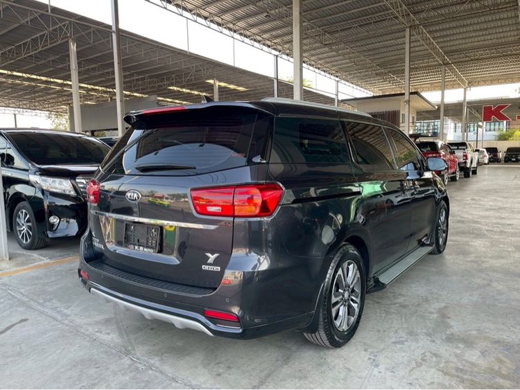 Kia Grand Carnival 2020 2.2 SXL Van ดีเซล ไม่ติดแก๊ส เกียร์อัตโนมัติ เทา รูปที่ 4