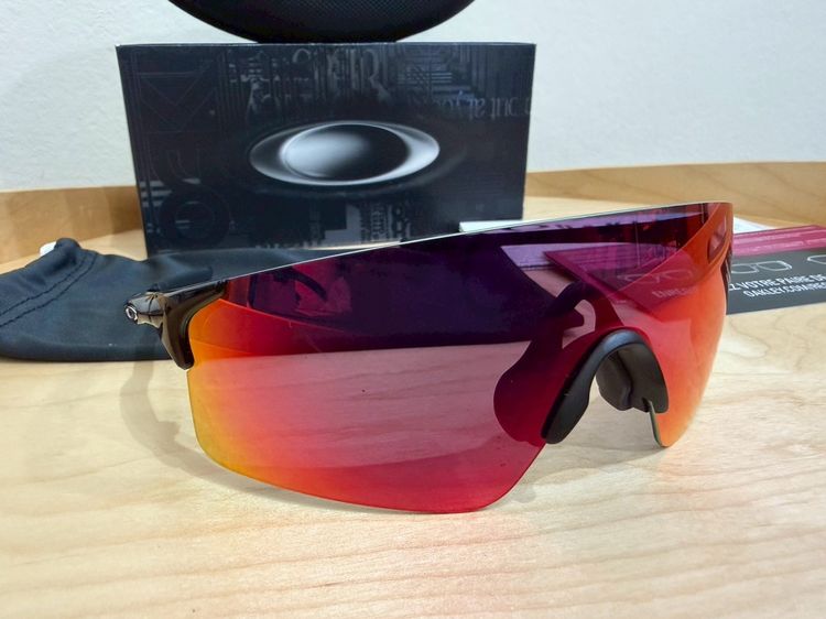 Oakley  รูปที่ 4