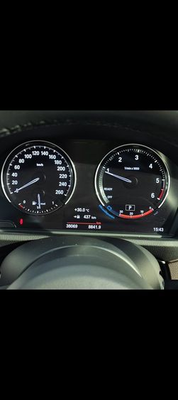 BMW X1 2019 2.0 sDrive20d M Sport Sedan ดีเซล เกียร์อัตโนมัติ ดำ รูปที่ 3