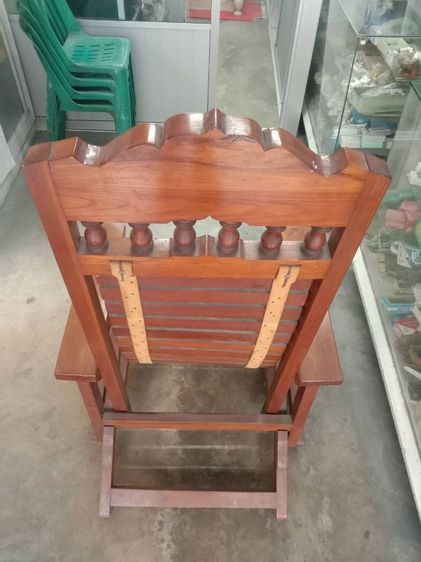 เก้าอี้ไม้เก่า รูปที่ 2