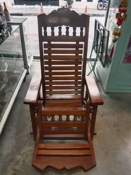 เก้าอี้ไม้เก่า รูปที่ 4