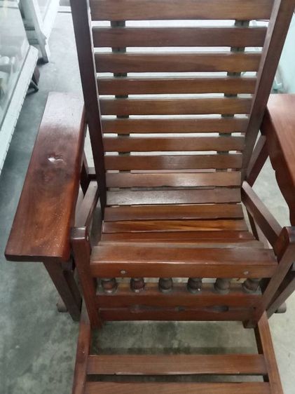 เก้าอี้ไม้เก่า รูปที่ 3