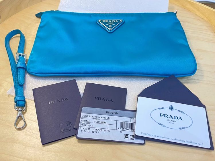 PRADA สวยมาก