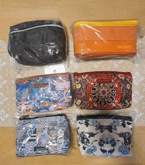 Amenity Kit สำหรับผู้โดยสารชั้นธุรกิจ (Royal Silk) 