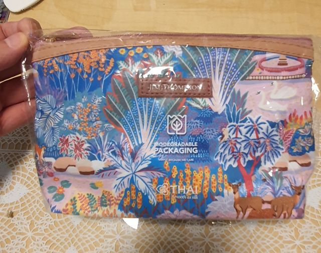 Amenity Kit สำหรับผู้โดยสารชั้นธุรกิจ (Royal Silk)  รูปที่ 4