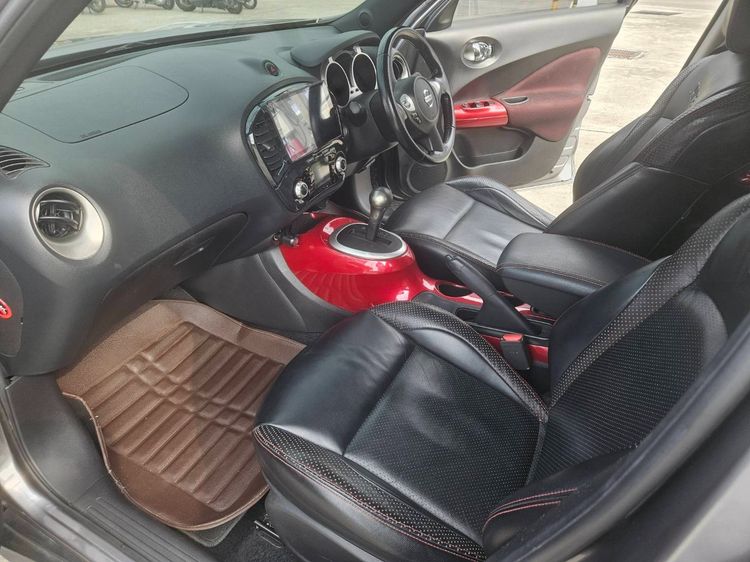 Nissan Juke 2014 1.6 V Sedan เบนซิน ไม่ติดแก๊ส เกียร์อัตโนมัติ เทา รูปที่ 3