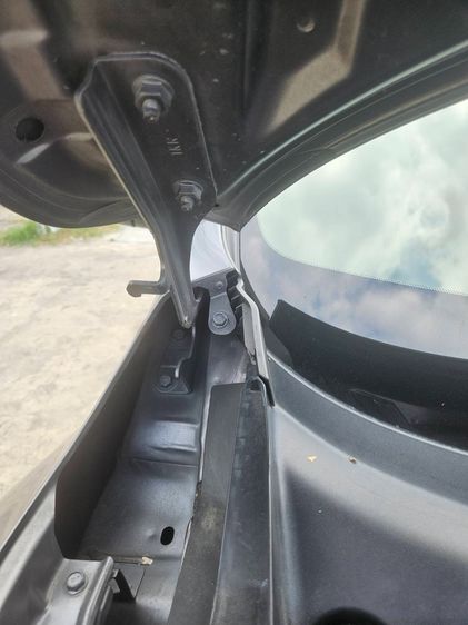 Nissan Juke 2014 1.6 V Sedan เบนซิน ไม่ติดแก๊ส เกียร์อัตโนมัติ เทา รูปที่ 4