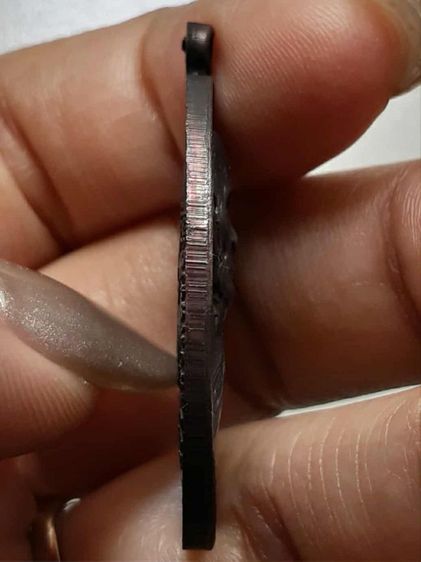 เหรียญหลวงพ่อทบปี 2518 ทองแดงรมดำ รูปที่ 3