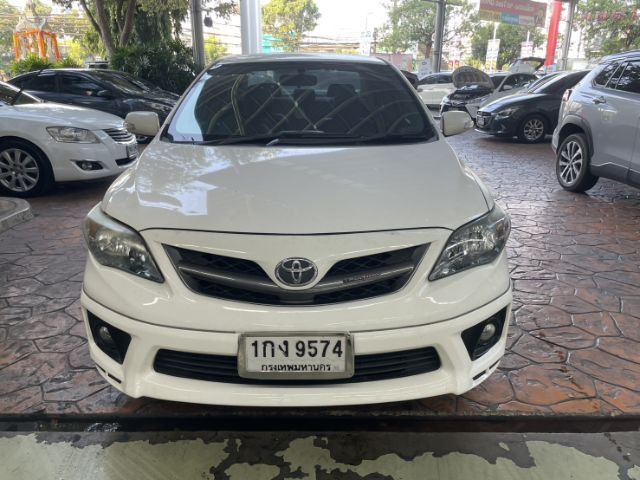 Toyota Altis 2012 1.8 TRD Sportivo Sedan เบนซิน ไม่ติดแก๊ส เกียร์อัตโนมัติ ขาว รูปที่ 2