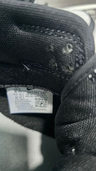 ขาย Nike panda ไซส์ 10.5 กล่องไมม่มีนะครับลอยน้ำไปแล้ว ใส่2 ครั้งครับ นอกนั้นเก็บเข้ากล่อง  รูปที่ 7