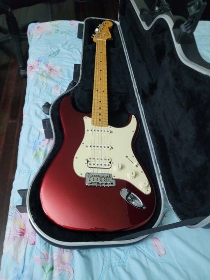 กีต้าร์ไฟฟ้า Fender American standard 