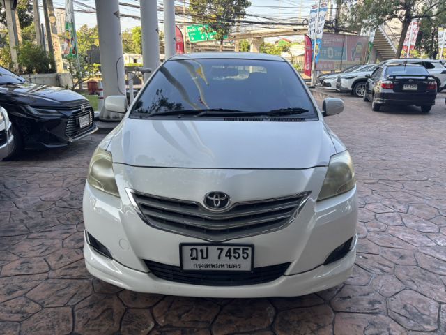 Toyota Vios 2010 1.5 J Sedan เบนซิน ไม่ติดแก๊ส เกียร์อัตโนมัติ ขาว รูปที่ 2