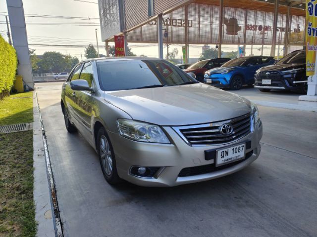 รถ Toyota Camry 2.0 G สี บรอนซ์ทอง