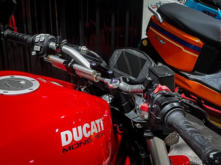 monster 821 ปี22 สีแดง รูปที่ 6