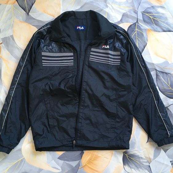 FILA เสื้อแจ็คเก็ต สีกรมท่า มือสองแท้ ดีไซน์สปอร์ต สภาพนางฟ้า ราคาคุ้มค่า รูปที่ 2