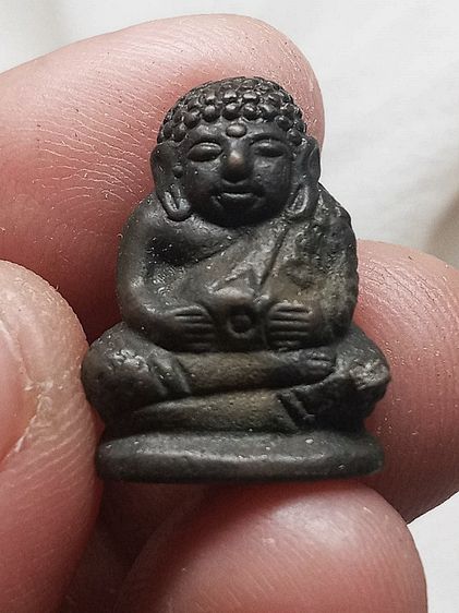 พระสังกะจายเก่าเนื้อโลหะ