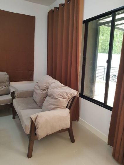 2016 มีบางส่วน ให้เช่าทาวน์โฮมติดถนนแอร์ทั้งหลัง รูปที่ 3