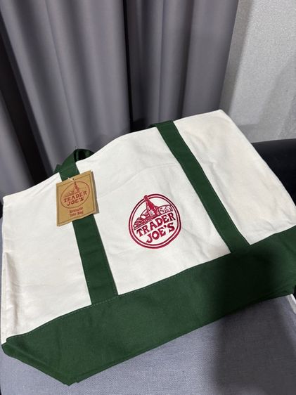 ไม่ระบุ ขาว ผ้า Trader joe’s trending canvas tote bag (Green) ลาย limited seasonal