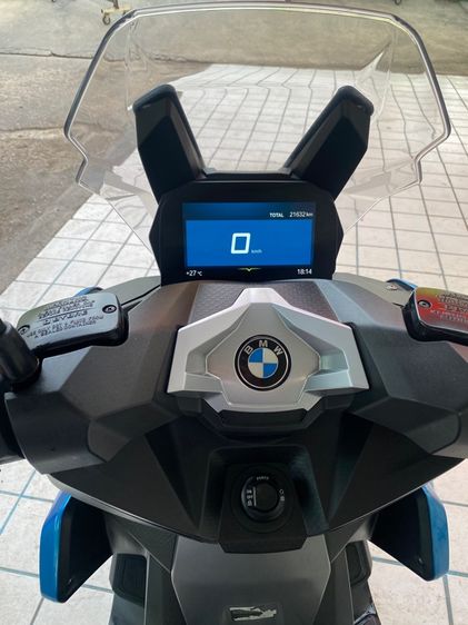 BMW C400x