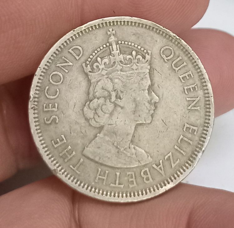 3013-เหรียญควีนอลิสเบสที่ 2 ราคา 1 ดอลล่าห์ ฮ่องกง ปี1960 รูปที่ 13