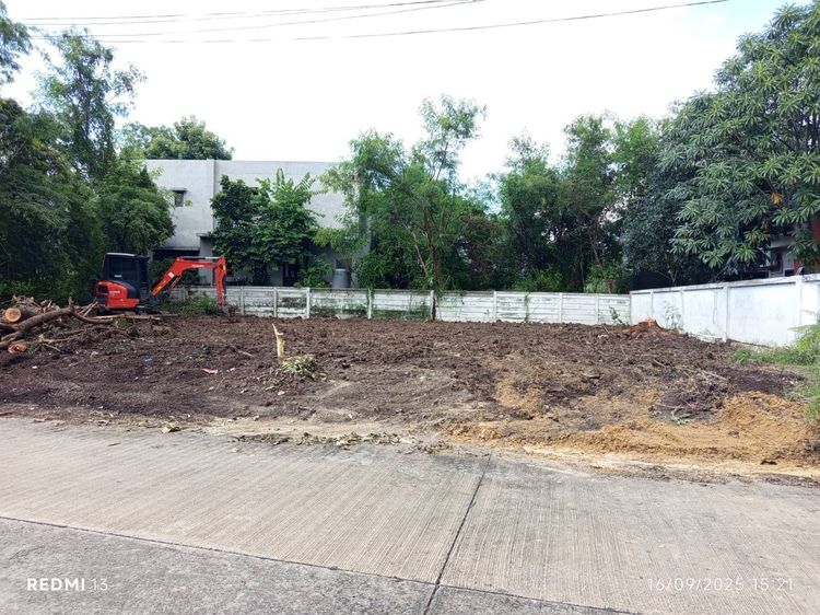 ที่ดินถมแล้ว ทำเล ดอนเมือง หมู่บ้านนีโอแกน ใกล้แหล่งราชการ และสนามบินดอนเมือง