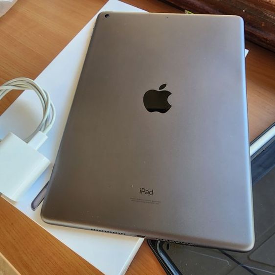 iPad gen9 wifi and pencil รูปที่ 3