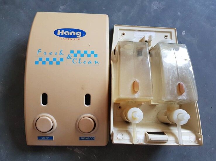 เครื่องกดสบู่เหลว 2ช่อง Hang สภาพสวย รูปที่ 2