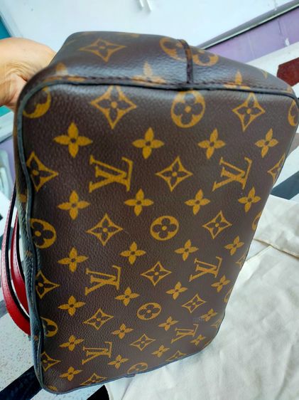  Louis Vuitton NeoNoé MM มือสองสีแดง มือ 2 รูปที่ 10