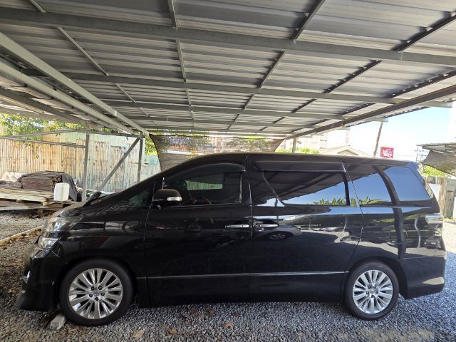 รถ Toyota Vellfire 2.4 V สี ดำ