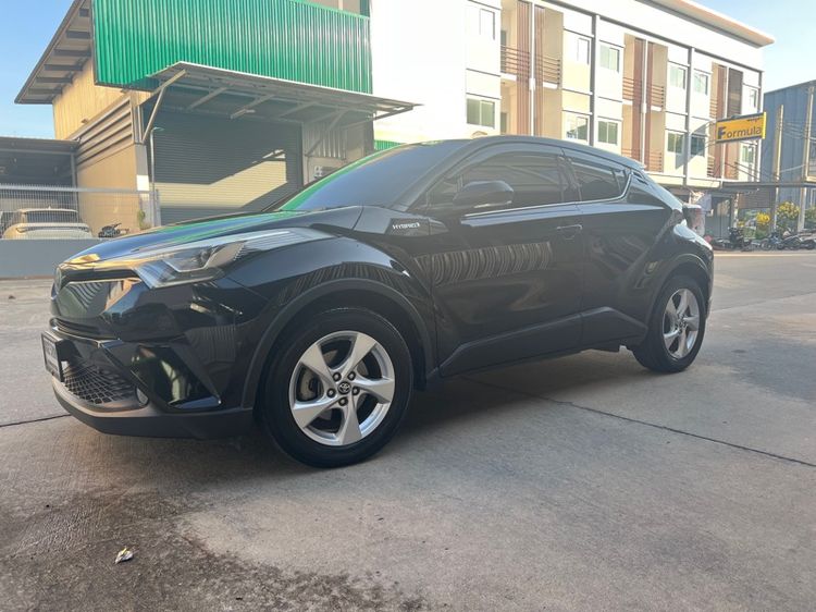 Toyota C-HR 2019 1.8 Hybrid Hi ไฮบริด เกียร์อัตโนมัติ ดำ รูปที่ 2