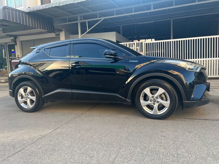 Toyota C-HR 2019 1.8 Hybrid Hi ไฮบริด เกียร์อัตโนมัติ ดำ