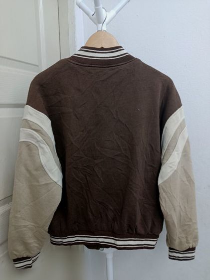 แจ็คแก๊ตเบสบอล แบรนด์ Bershka รูปที่ 3