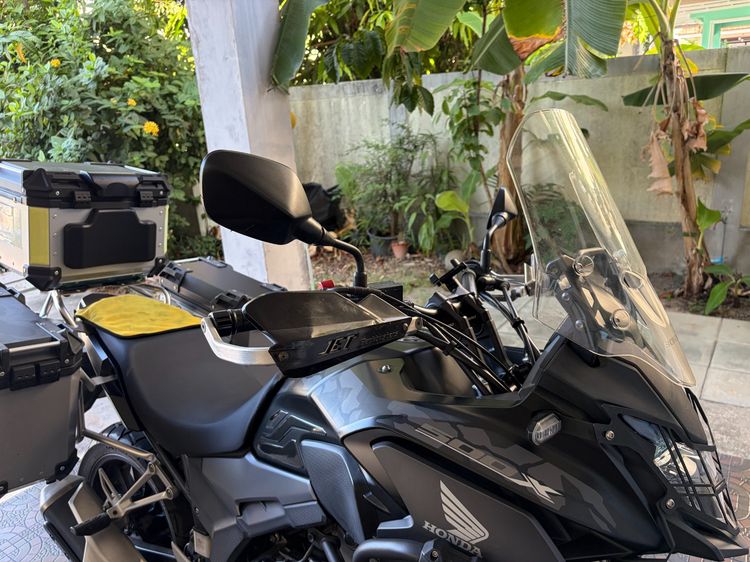 Honda CB500X ปี 2019 สีเทาดำ (ตัวแต่งจากโรงงาน) รูปที่ 4