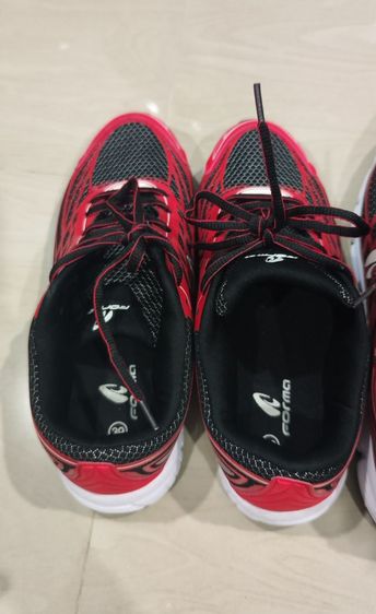 รองเท้าผ้าใบหนัง PU