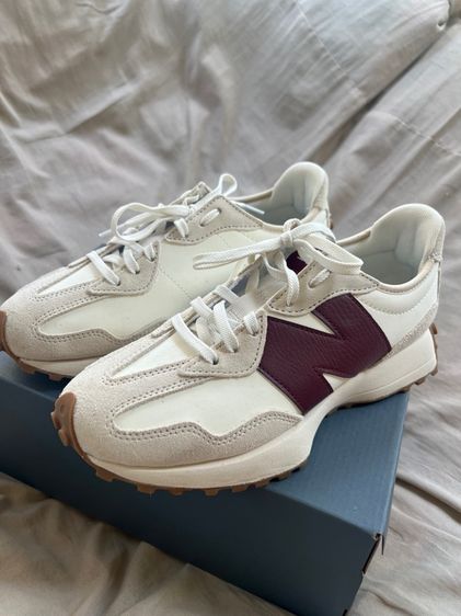 รองเท้าผ้าใบ UK 6.5 | EU 40 | US 8 New Balance รองเท้า 
