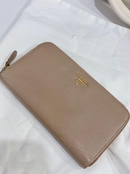 กระเป๋าสตางค์ prada รูปที่ 2