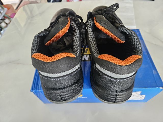 รองเท้าเซฟตี้ RANGER SAFETY รุ่น H01 ราคา 400 บาท รวมค่าส่ง  รูปที่ 3