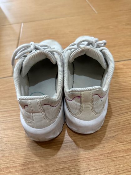 รองเท้า Nike รูปที่ 3