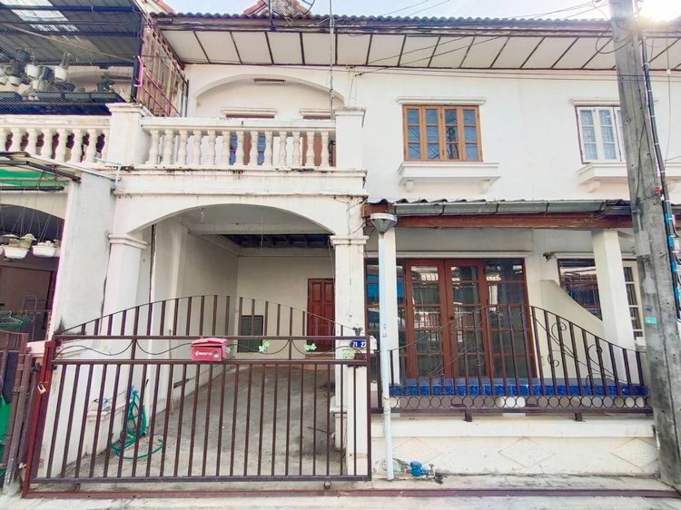 ให้เช่า บ้านทาวน์เฮาส์ (หมู่บ้านอยู่สบาย) ประตูน้ำพระอินทร์ คลองหลวง ปทุมธานี