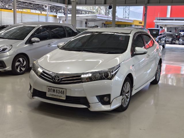 Toyota Altis 2014 1.8 V Sedan เบนซิน ไม่ติดแก๊ส เกียร์อัตโนมัติ ขาว รูปที่ 3