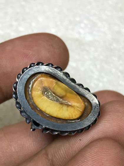 พระปิดตาเลี่ยมเงินเก่าสวยหายากเปิดแบ่งปัน รูปที่ 3