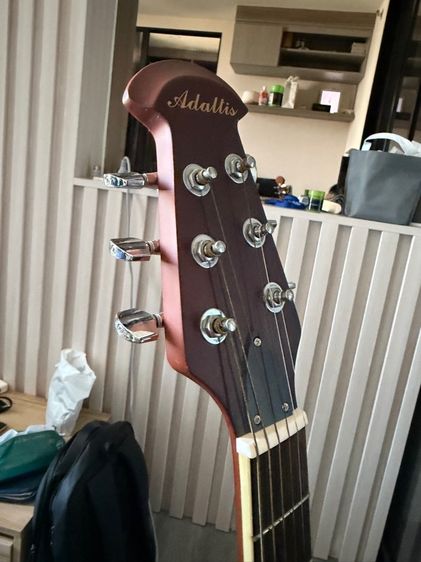 กีต้าร์โปร่งไฟฟ้า ยี่ห้อ Adaltis  รูปที่ 4