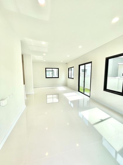 อื่นๆ มีบางส่วน 2020 บ้านเดี่ยวแบบReagent บริทาเนีย อมตะ พานทอง รูปที่ 3