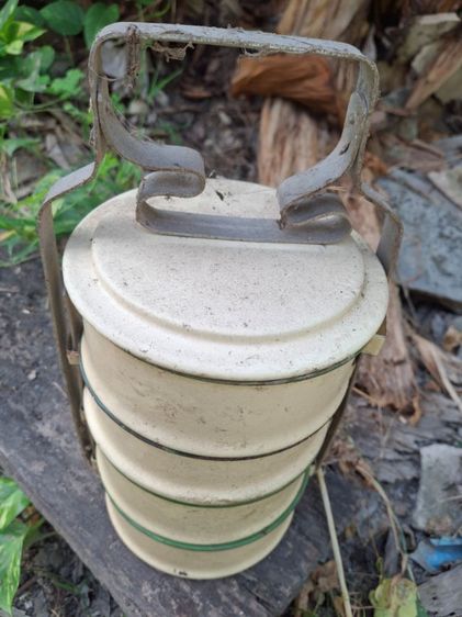 ปิ่นโตเคลือบสีเหลืองโบราณ รูปที่ 3