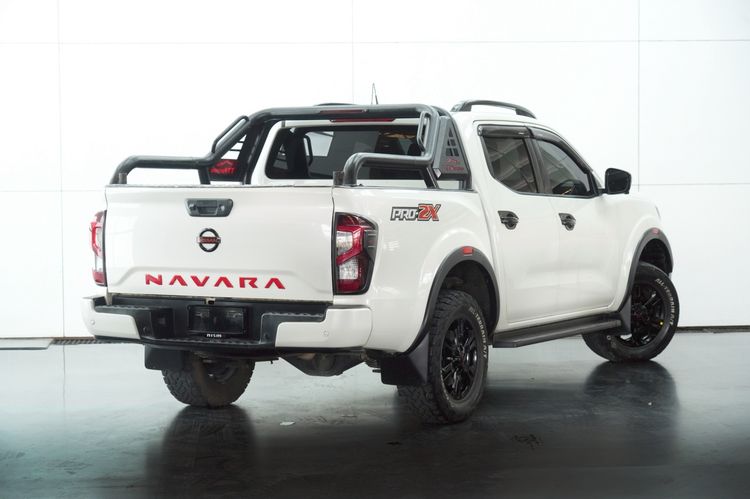 Nissan Navara 2020 2.3 Pro-2X Pickup ดีเซล ไม่ติดแก๊ส เกียร์อัตโนมัติ ขาว รูปที่ 4